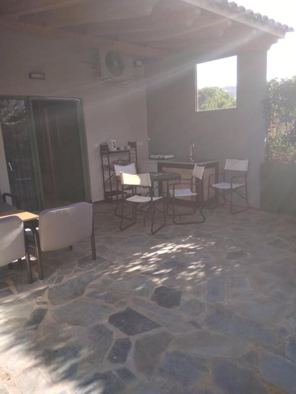 Εξοχική Κατοικία Με Κήπο Στην Άβυθο, Αιγίου Rodhodhafni Luaran gambar